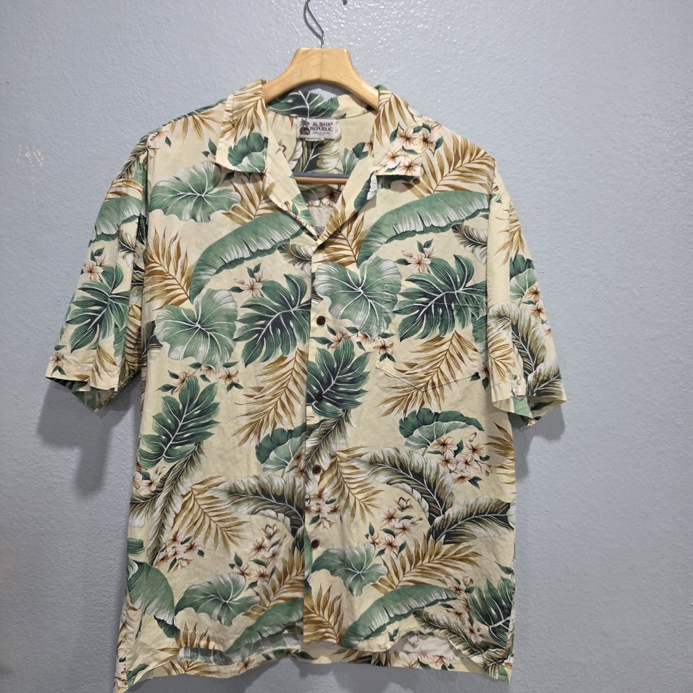 ALOHA REPUBLIC MEN HAWAIIAN CAMP SHIRT XL GREEN/YELLOW FLORAL SHORT SLEEVES